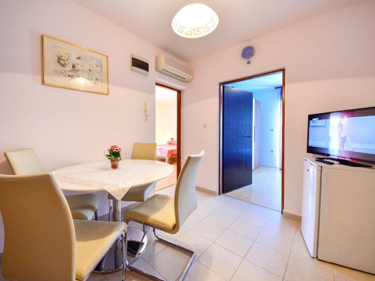 Apartment Fani-2 By Interhome Banjol Luaran gambar